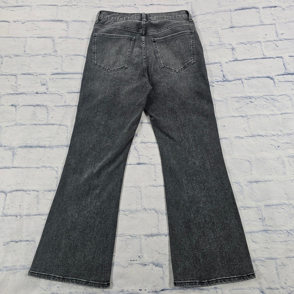Quince Bella Kick Flare Jeans WOMENS 28 Greyed Out High Rise Stretch Denim Chic - Picture 10 of 12
